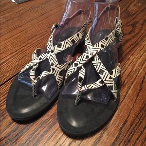 Lucky Brand Sandals NWOT